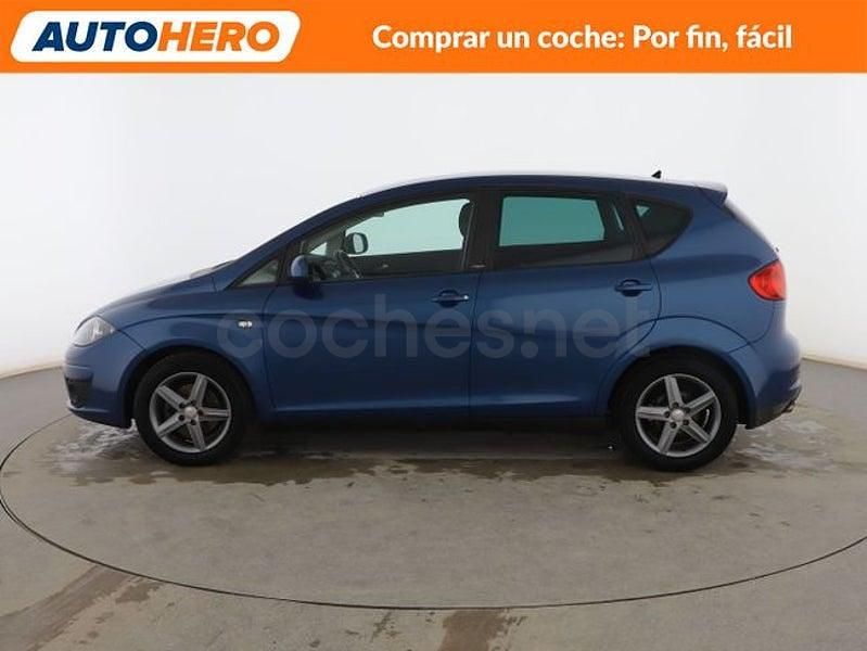 Usado Seat Altea Ecomotive 105 CV (77 kW) 2014 Azul Monovolumen