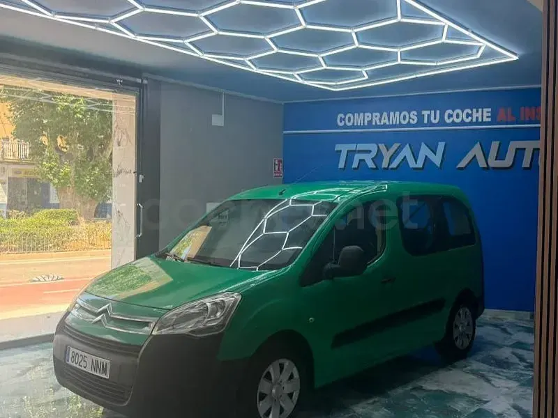 Usado Citroën Berlingo Tonic 90 CV (66 kW) 2011 Verde Monovolumen