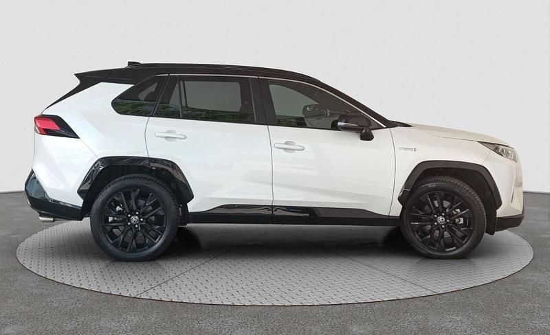 Usado Toyota RAV4 Hybrid Style 218 CV (160 kW) 2021 Blanco SUV