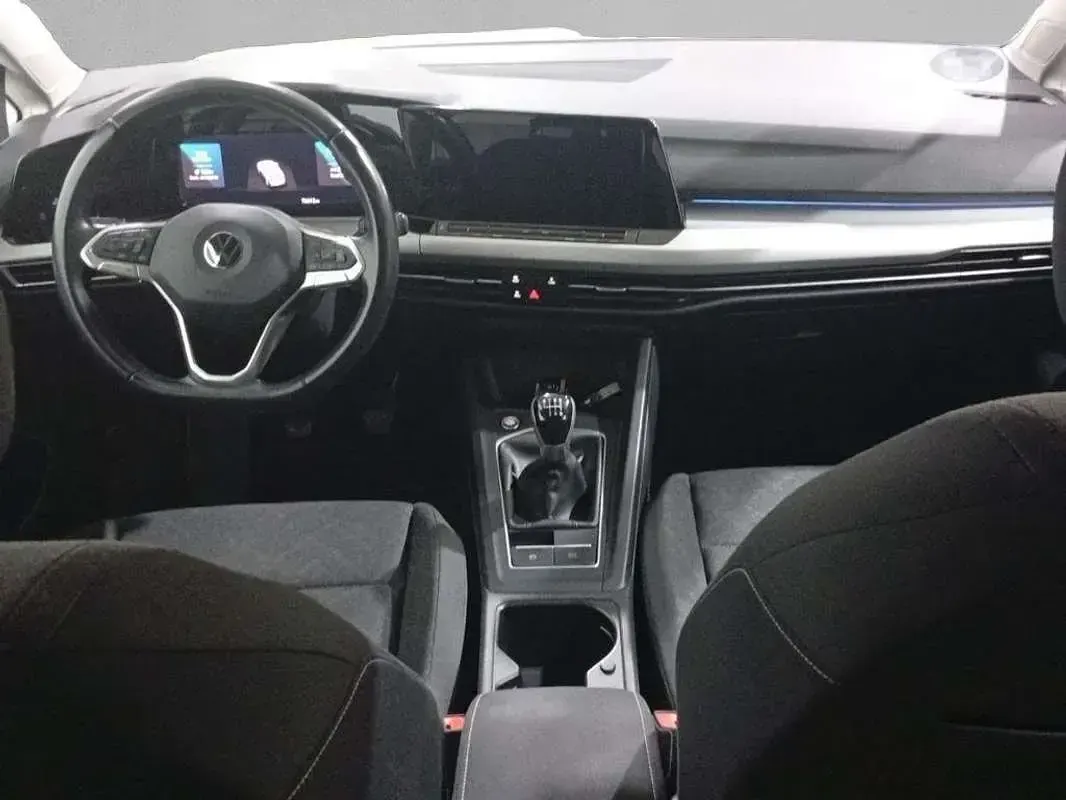 Usado VW Golf VIII Life 110 CV (80 kW) 2022 Blanco Utilitario