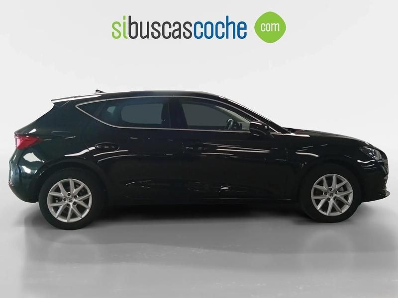 Usado Seat Leon Style 115 CV (84 kW) 2025 Negro