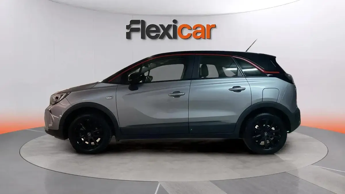 Usado Opel Crossland Edition 110 CV (80 kW) 2021 Gris SUV