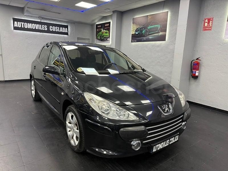 Usado Peugeot 307 90 CV (66 kW) 2006 Negro Berlina