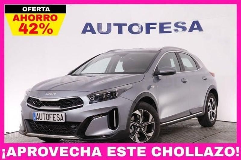 Usado Kia XCeed 140 CV (102 kW) 2025 Gris / plata SUV