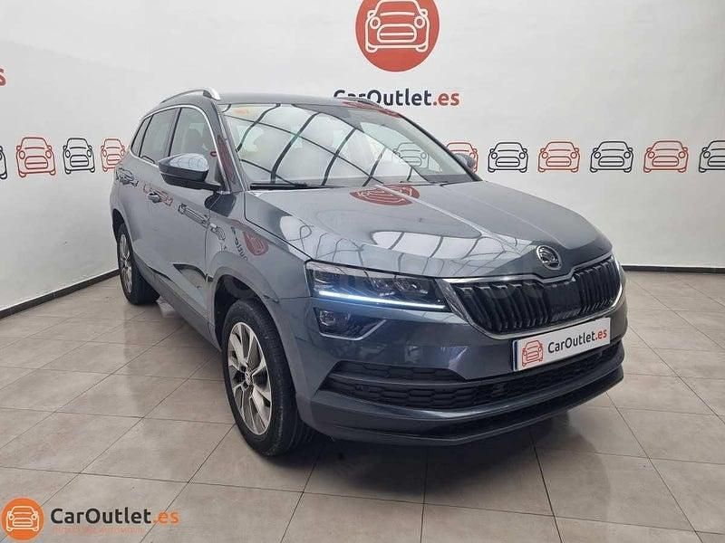 Usado Skoda Karoq Ambition 150 CV (110 kW) 2022 Gris / plata SUV