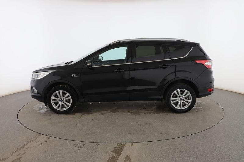 Usado Ford Kuga Trend 150 CV (110 kW) 2018 Negro SUV