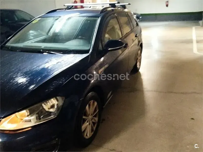 Usado VW Golf VII Advance 105 CV (77 kW) 2012 Azul Familiar