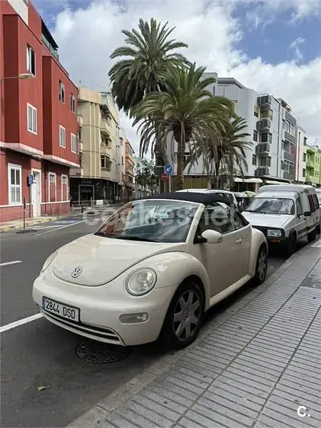 Usado VW New Beetle 102 CV (75 kW) 2005 Beige Utilitario