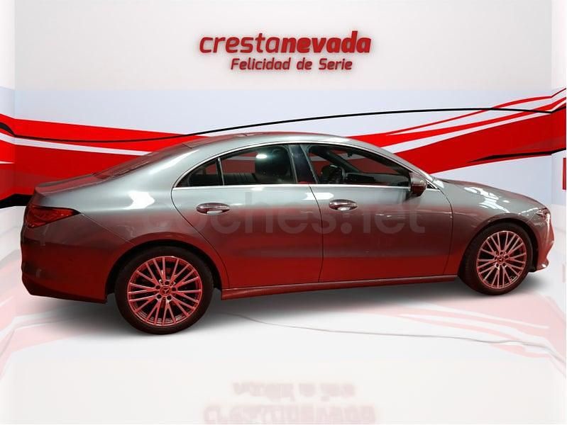 Usado Mercedes CLA200 163 CV (119 kW) 2022 Gris / plata Berlina