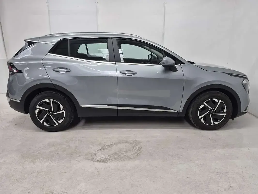 Usado Kia Sportage 152 CV (111 kW) 2022 Gris SUV