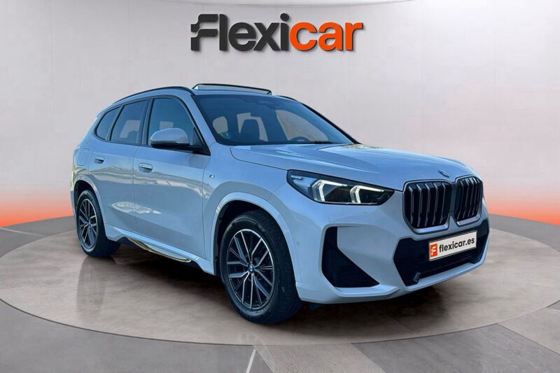 Blanco Usado 2024 BMW X1 xLine SUV | 39.590 € - Imagen 1/4
