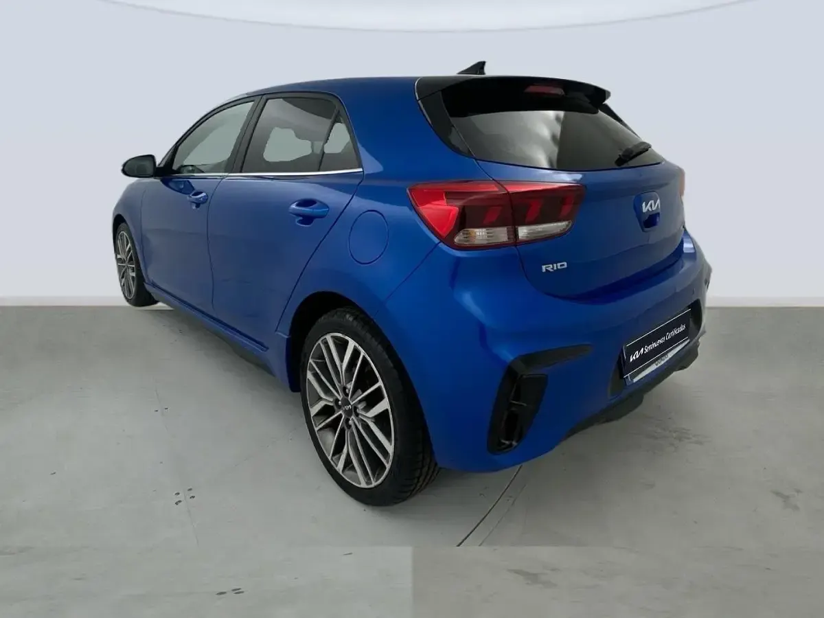 Usado Kia Rio GT-Line 84 CV (61 kW) 2022 Azul