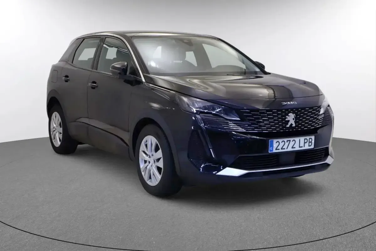 Usado Peugeot 3008 Active 130 CV (95 kW) 2021 Negro SUV