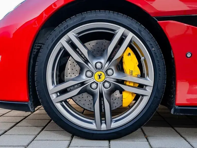 Usado Ferrari Portofino 600 CV (441 kW) 2019 Rojo Descapotable