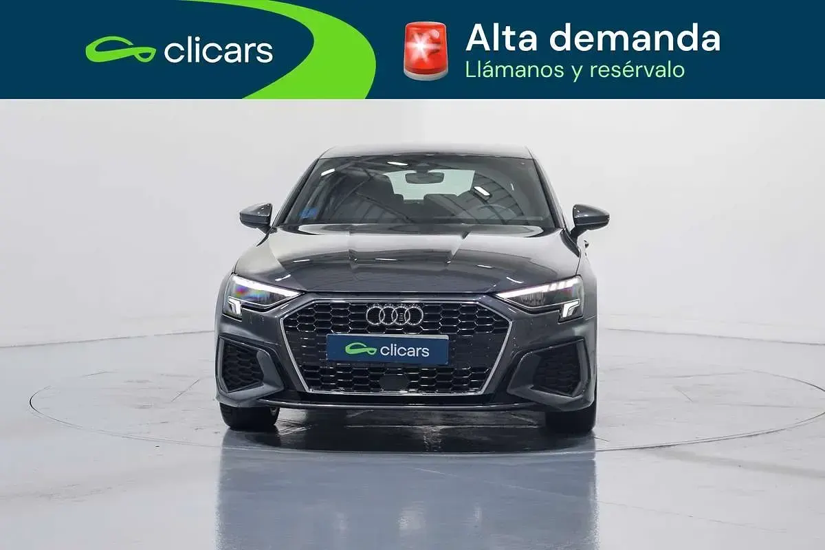 Usado Audi A3 Advanced 150 CV (110 kW) 2021 Gris Berlina