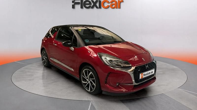 Usado DS Automobiles DS3 110 CV (80 kW) 2018 Granate Berlina