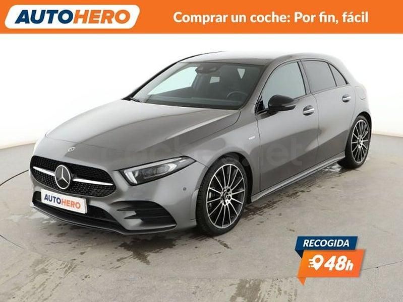 Usado Mercedes A200 AMG line 150 CV (110 kW) 2022 Gris Berlina