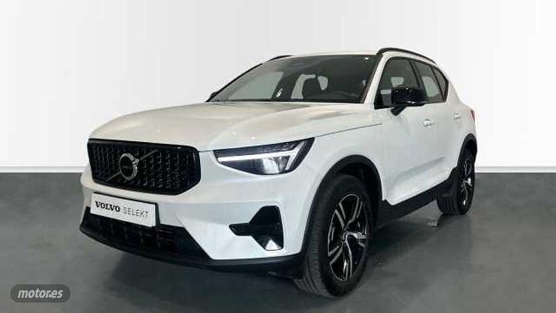 Blanco Usado 2024 Volvo XC40 Plus SUV | 38.600 € (Precio justo) - Imagen 1/3