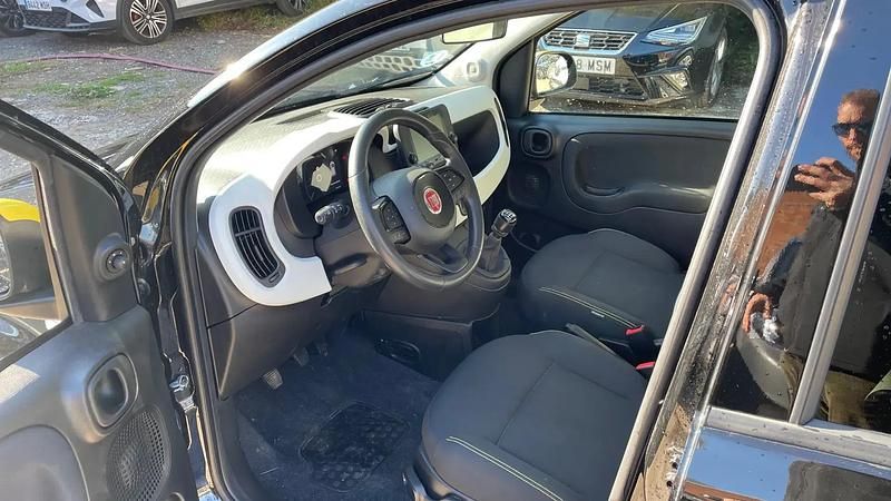 Usado Fiat Panda 70 HP (51 kW) 2024 Preto Citadino
