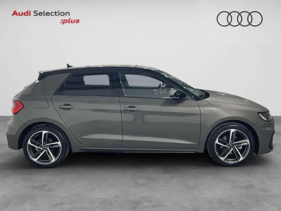 Usado Audi A1 Sportback Black Edition 116 CV (85 kW) 2024 Gris Utilitario