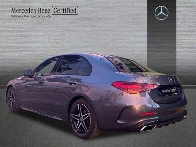 Usado Mercedes C200 AMG line 163 CV (119 kW) 2025 Gris grafito