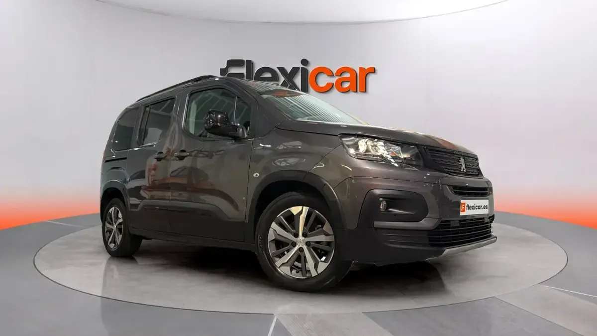 Usado Peugeot Rifter GT-line 110 CV (80 kW) 2019 Monovolumen