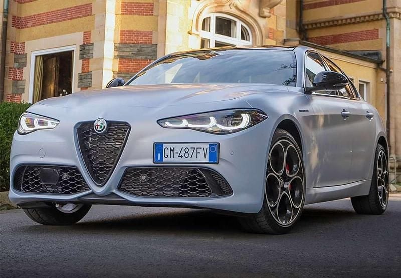 Usado Alfa Romeo Giulia Super 179 CV (131 kW) 2017 Rojo Berlina