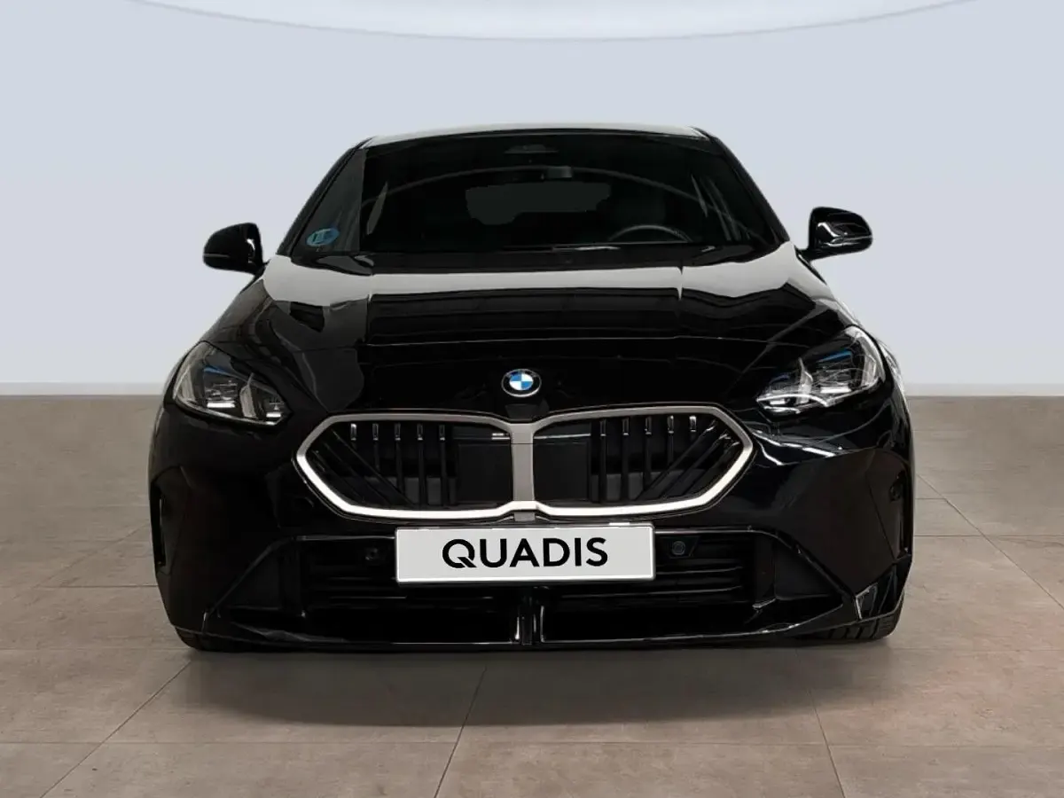Usado BMW 120 163 CV (119 kW) 2025 Negro Utilitario
