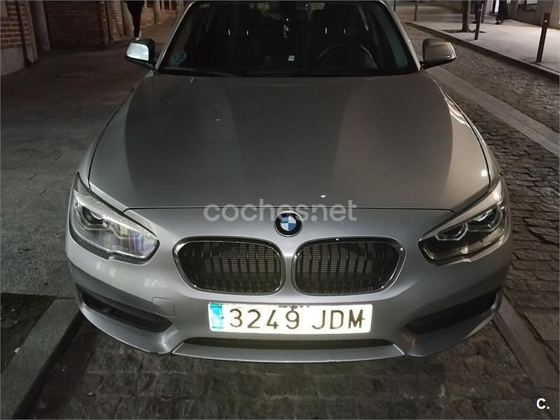 Usado BMW 118 143 CV (105 kW) 2015 Gris / plata Utilitario