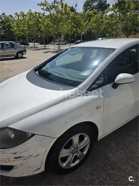 Usado Seat Leon Reference 105 CV (77 kW) 2007 Blanco Utilitario