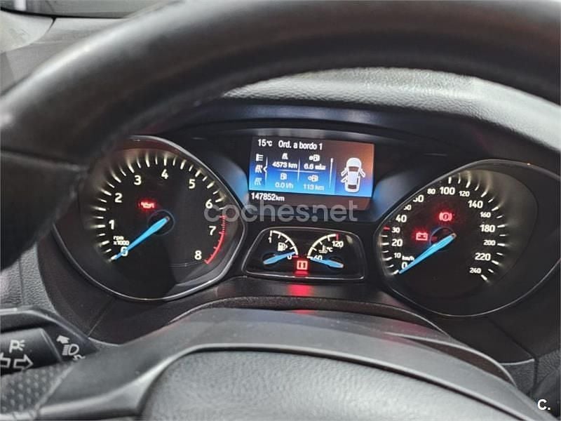 Usado Ford Focus ST-Line 125 CV (91 kW) 2017 Rojo Berlina