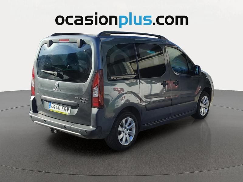 Usado Peugeot Partner Tepee 110 CV (80 kW) 2018 Gris Monovolumen