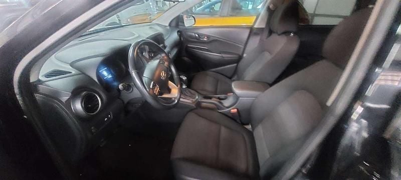 Usado Hyundai Kona Style 120 CV (88 kW) 2020 Negro SUV