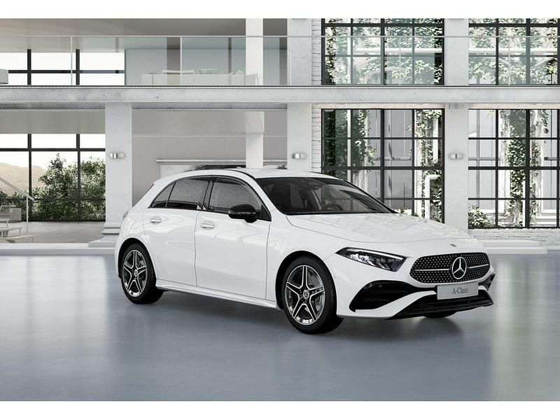 Usado Mercedes A180 136 CV (100 kW) 2025 Blanco Utilitario