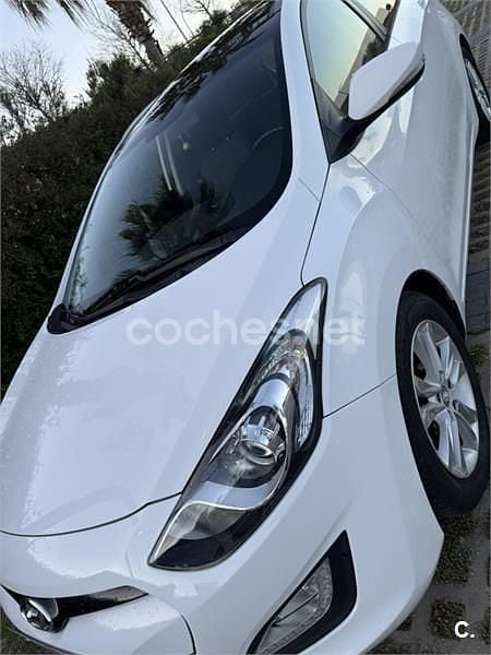 Usado Hyundai i30 Sport 110 CV (80 kW) 2013 Blanco Familiar