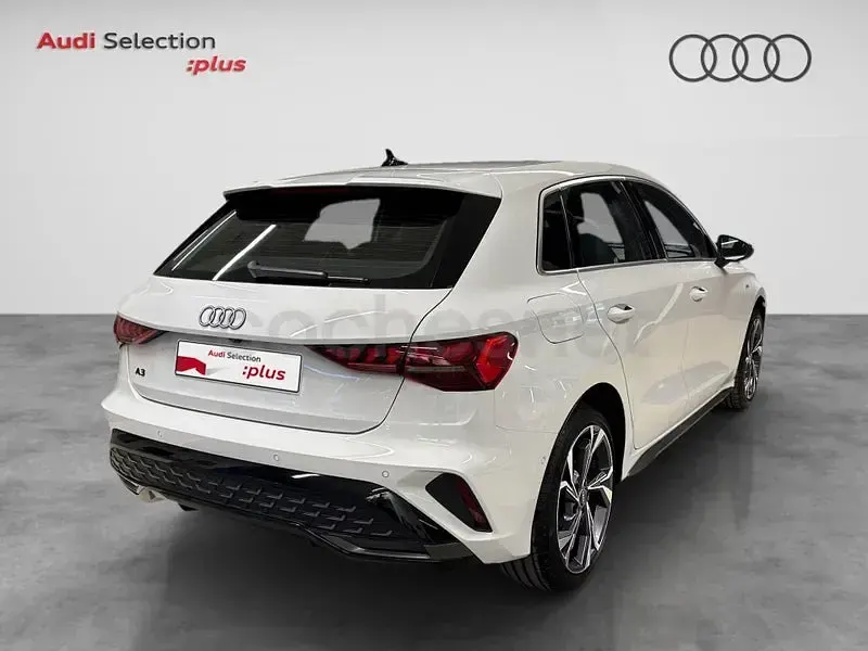 Usado Audi A3 S-Line 204 CV (150 kW) 2025 Blanco Berlina