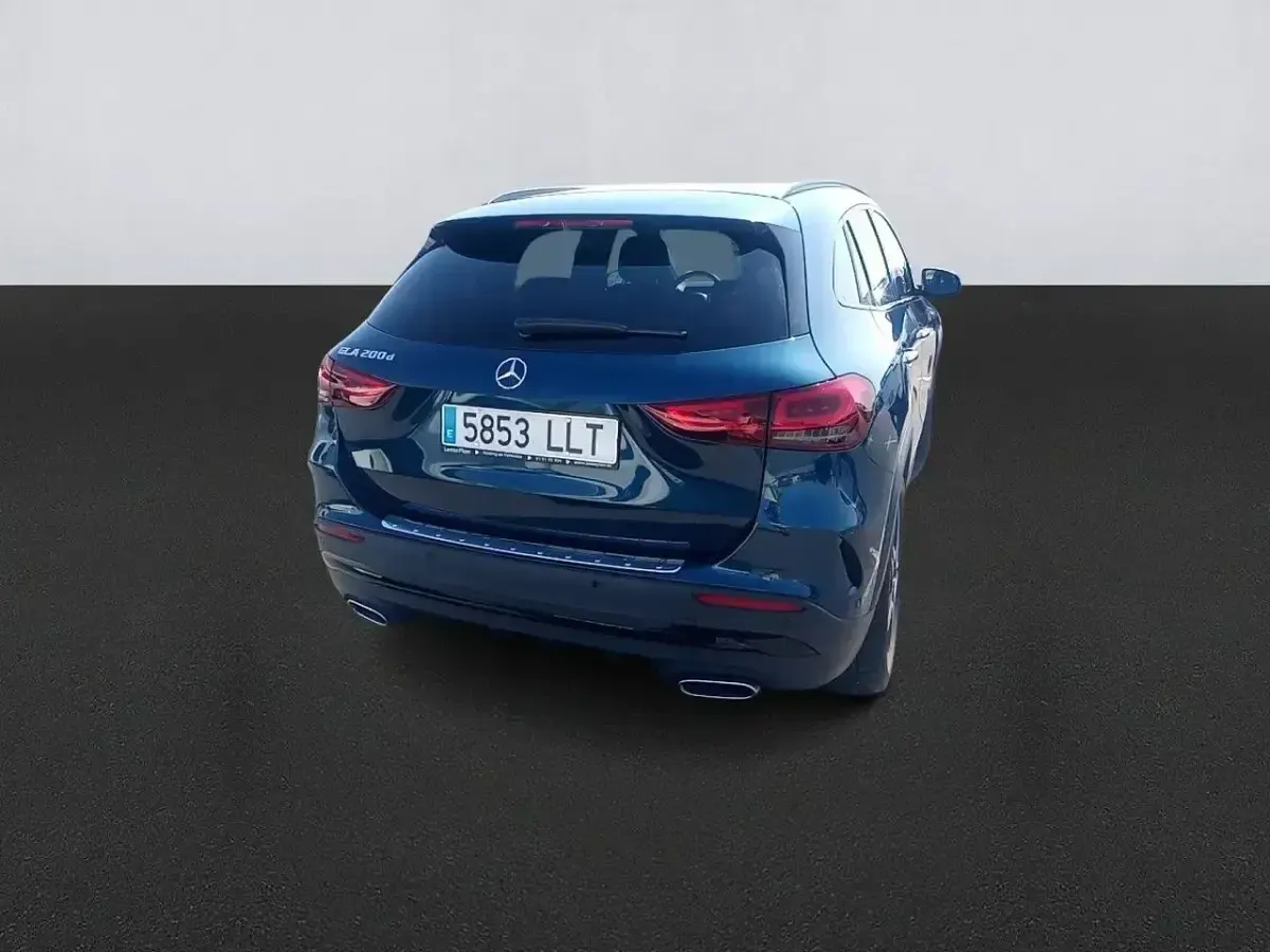 Usado Mercedes GLA200 150 CV (110 kW) 2020 Azul SUV