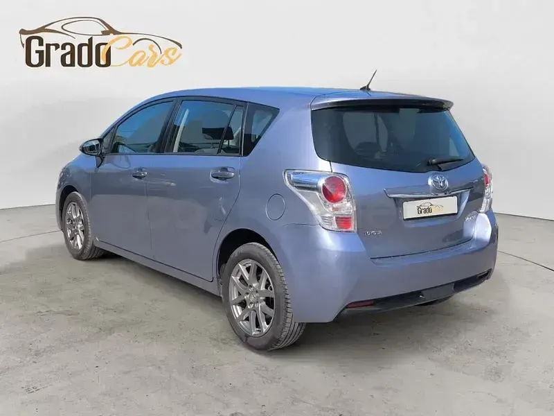 Usado Toyota Verso Advance 124 CV (91 kW) 2013 Azul Monovolumen