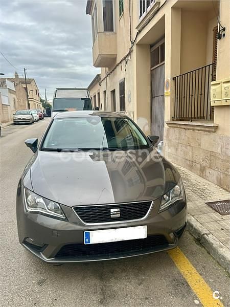 Usado Seat Leon CONNECT 110 CV (80 kW) 2016 Gris / plata Berlina