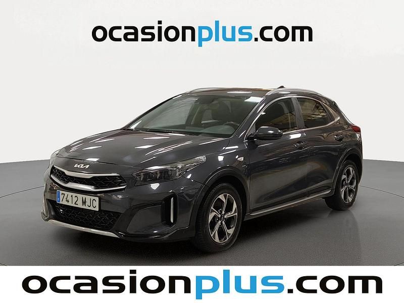Usado Kia XCeed 120 CV (88 kW) 2023 Gris SUV