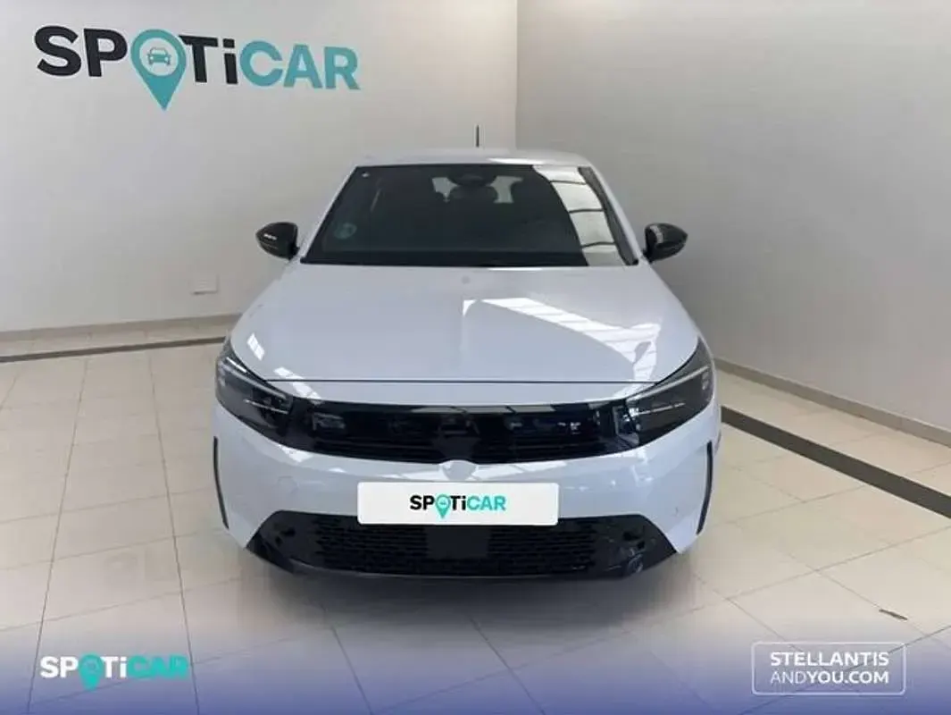Usado Opel Corsa 101 CV (74 kW) 2025 Blanco Utilitario