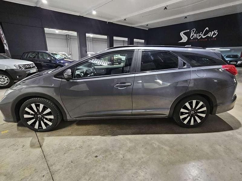 Usado Honda Civic Sport 120 CV (88 kW) 2014 Gris Familiar