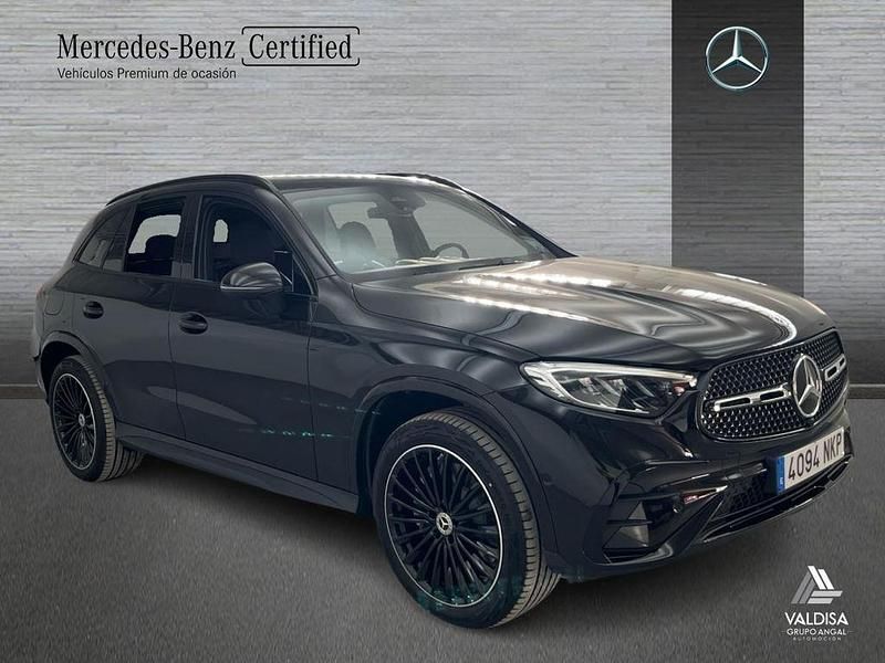 Usado Mercedes GLC300e 333 CV (244 kW) 2025 Negro SUV
