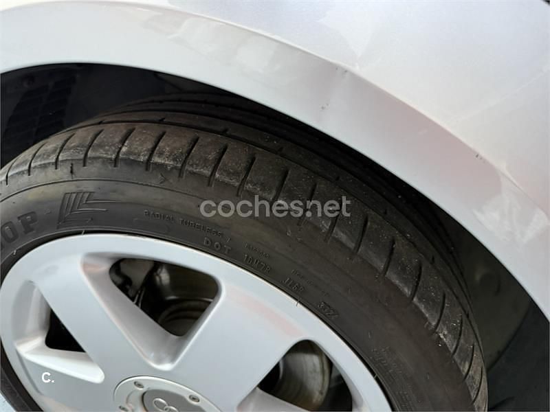 Usado Audi TT 180 CV (132 kW) 1999 Gris / plata Coupe