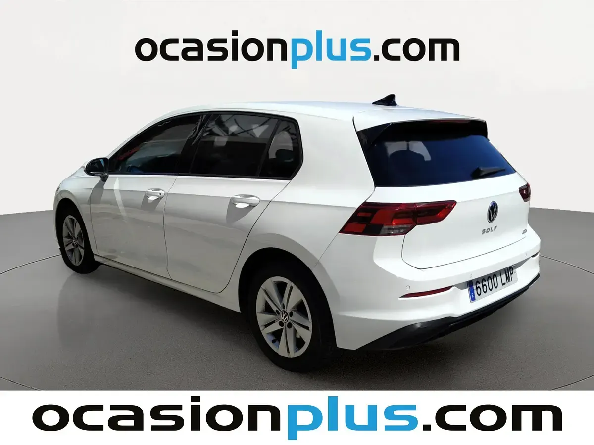 Usado VW Golf VIII Life 110 CV (80 kW) 2021 Blanco Utilitario