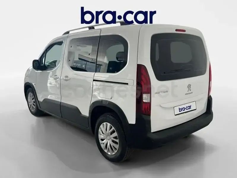 Usado Peugeot Rifter Active 100 CV (73 kW) 2020 Blanco Monovolumen