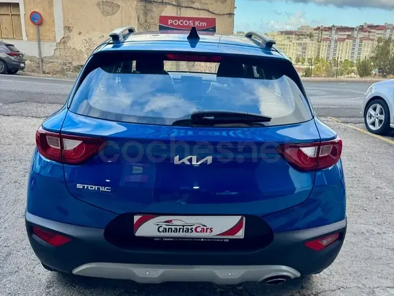 Usado Kia Stonic 100 CV (73 kW) 2024 Azul SUV