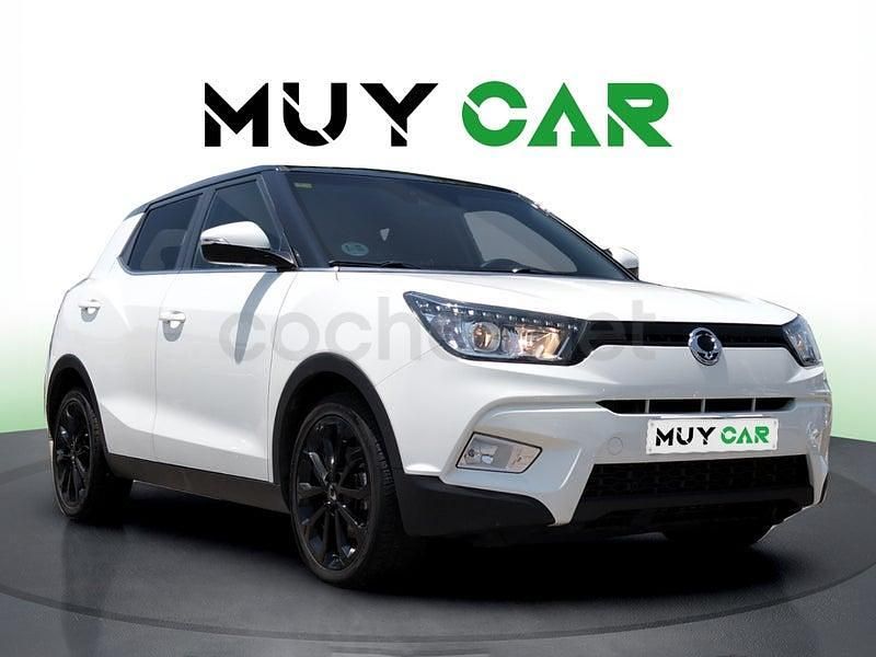 Usado Ssangyong (KGM) Tivoli 115 CV (84 kW) 2018 Blanco SUV