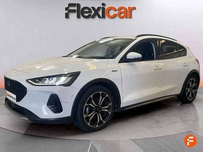 Używany Ford Focus Active 155 KM (114 kW) 2022 Biały Sedan/Limuzyna