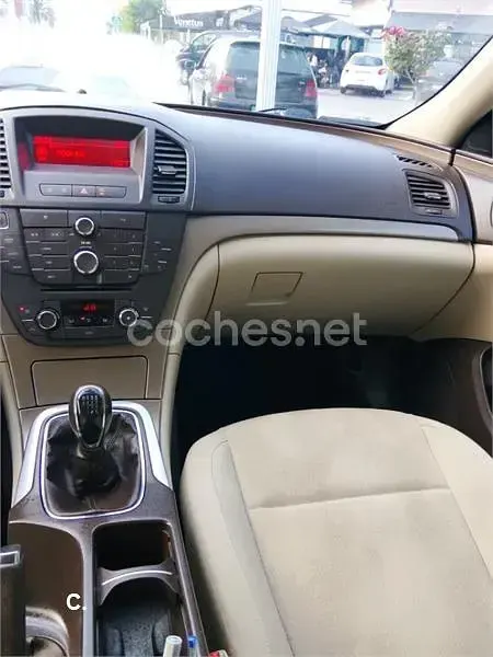 Usado Opel Insignia Excellence 130 CV (95 kW) 2013 Negro Berlina